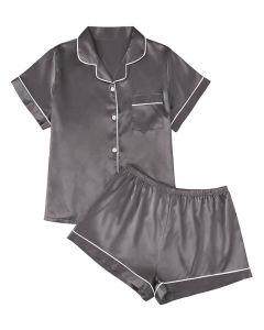  Women's sleepwear